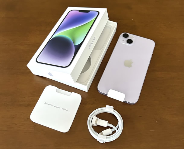 iPhoneが入った箱の中身